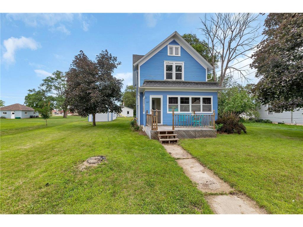 107 E Ash Street Saint Joseph MN 56374 6565831 image1