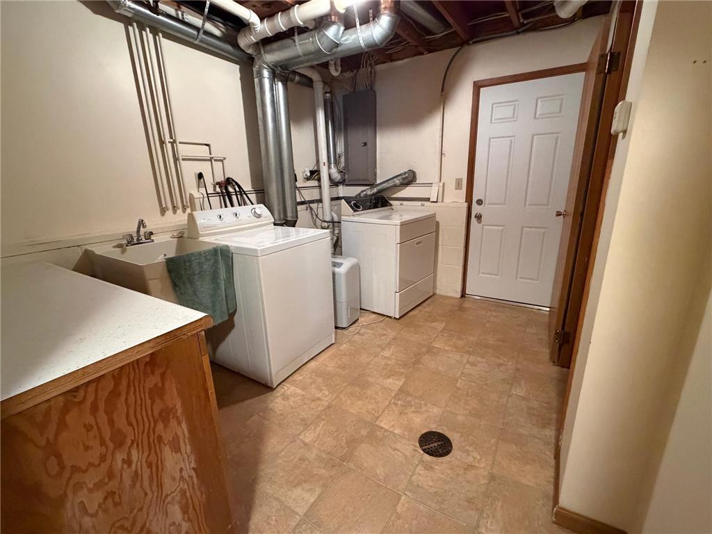 107 Hague Avenue S Hollandale MN 56045 7059026 image25