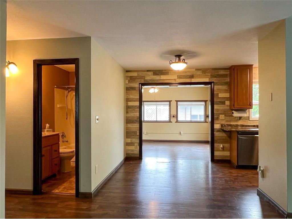 107 Harding Street S Karlstad MN 56732 7018323 image10