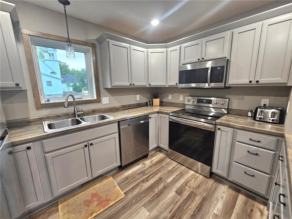 107 Melgaard Street Viking MN 56760 7091911 image1