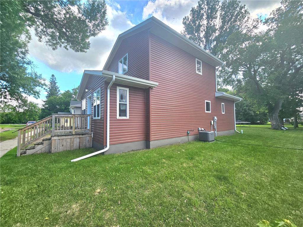 107 Melgaard Street Viking MN 56760 7091911 image3