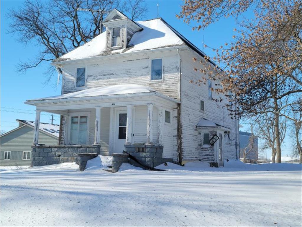 107 N Secor, Bricelyn, MN 56014 MLS 6329432 Edina Realty