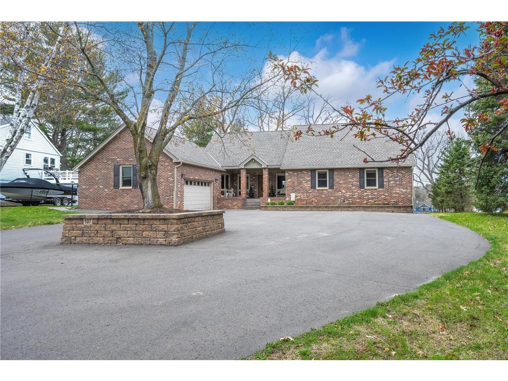 107 Park Drive Balsam Lake WI 54810 - Balsam Lake 7055100 image1