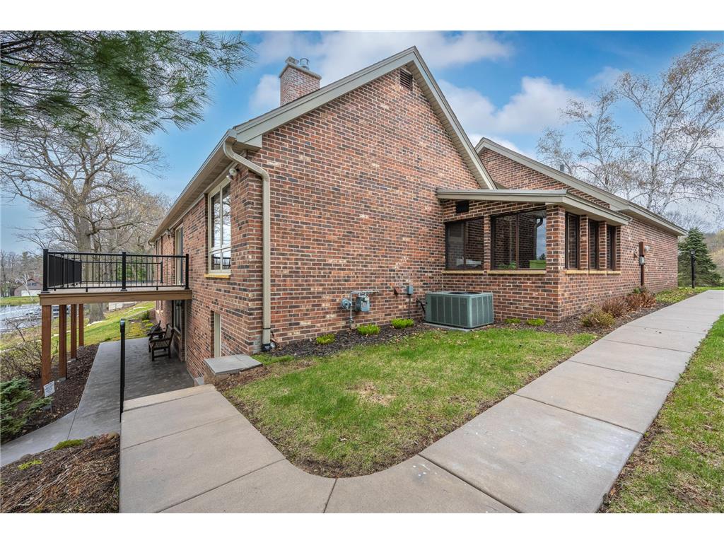 107 Park Drive Balsam Lake WI 54810 - Balsam Lake 7055100 image3