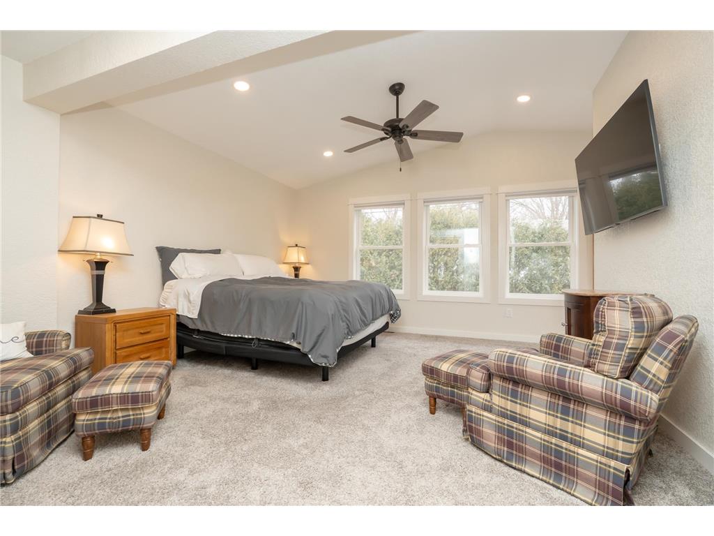 107 S Belmont Drive Mankato MN 56001 7054016 image16