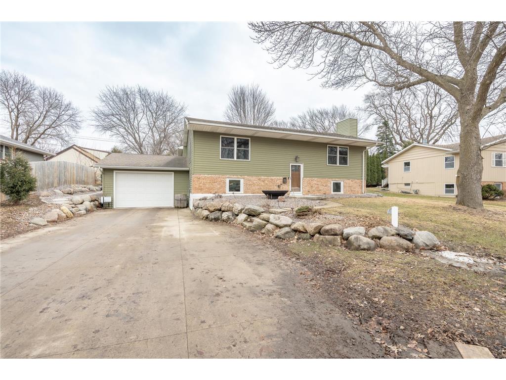 107 S Belmont Drive Mankato MN 56001 7054016 image2