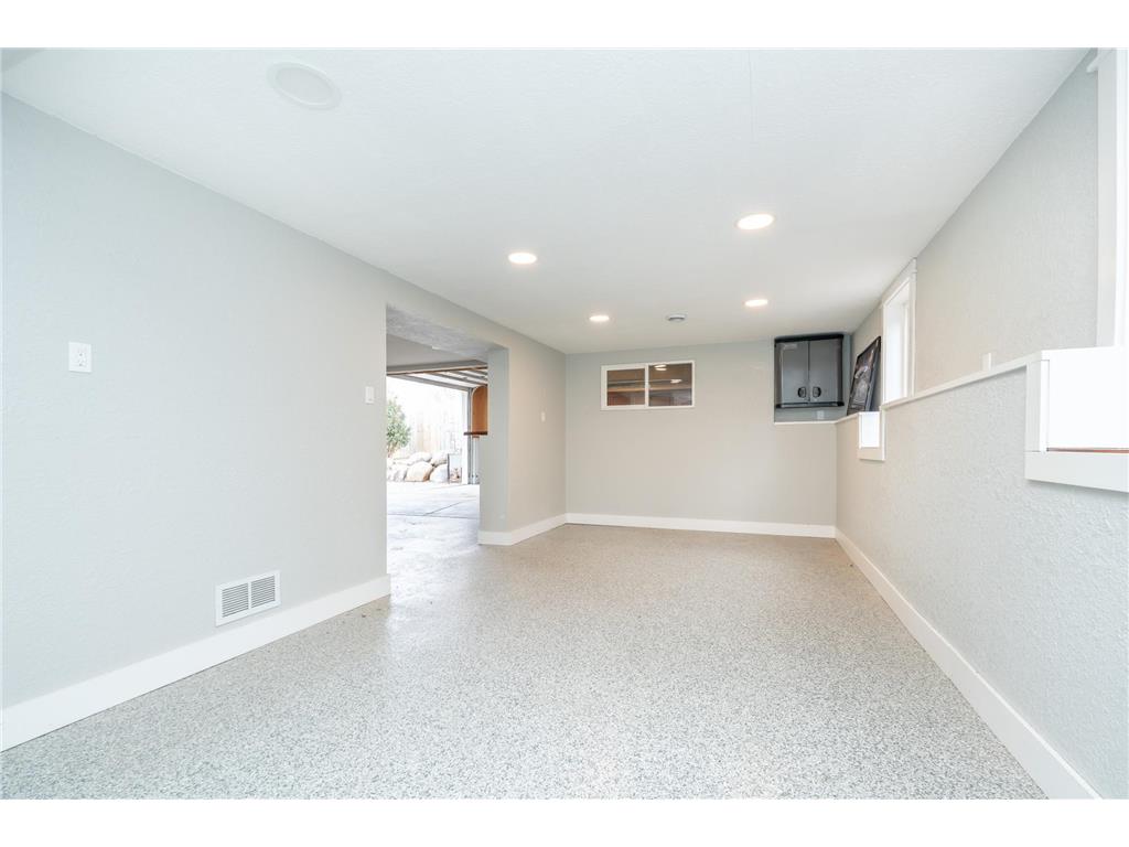 107 S Belmont Drive Mankato MN 56001 7054016 image42