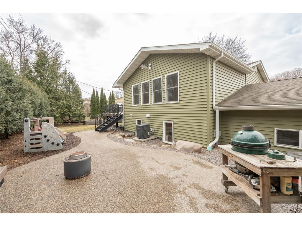107 S Belmont Drive Mankato MN 56001 7054016 image46