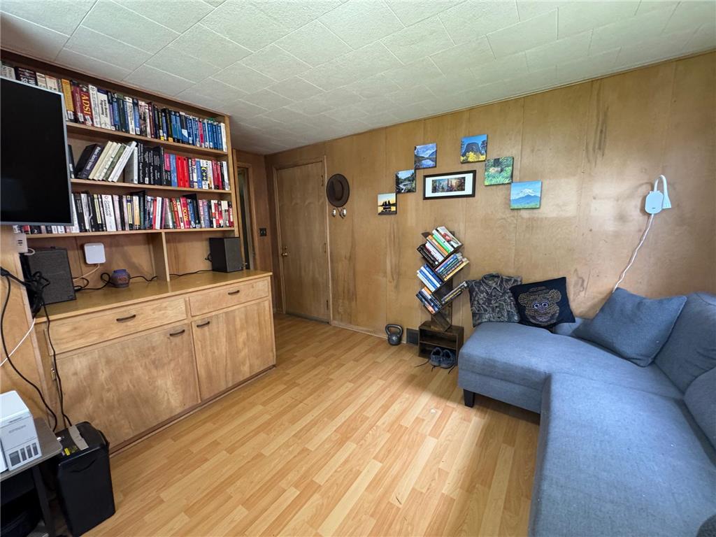 107 S Whitney Street Marshall MN 56258 7087924 image11