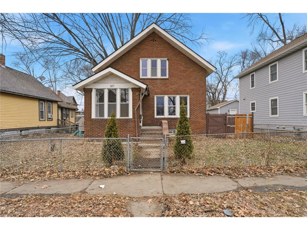 107 Winnipeg Avenue Saint Paul MN 55117 7005415 image1