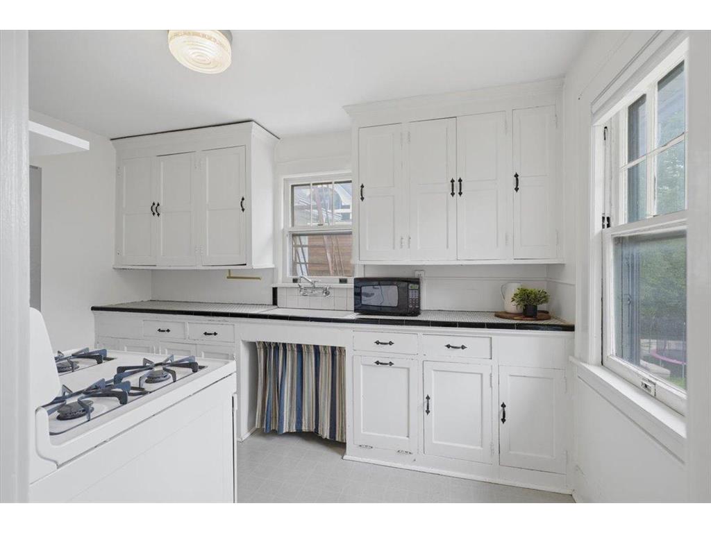 1070 Bradley Street Saint Paul MN 55130 7100708 image20