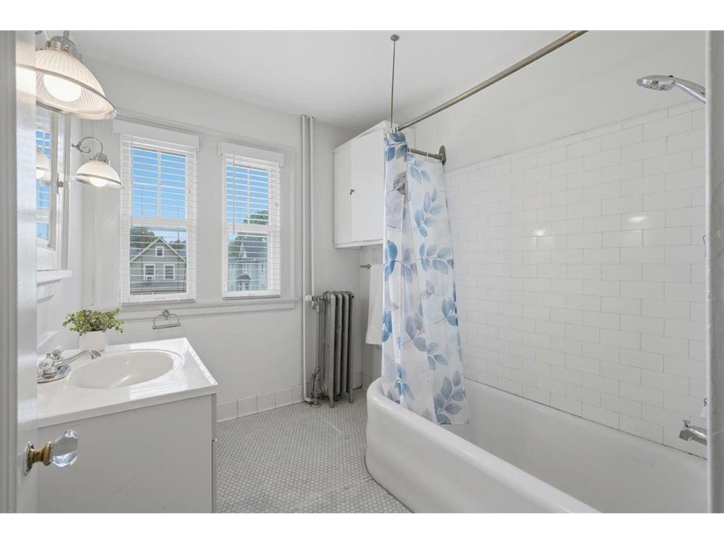 1070 Bradley Street Saint Paul MN 55130 7100708 image25