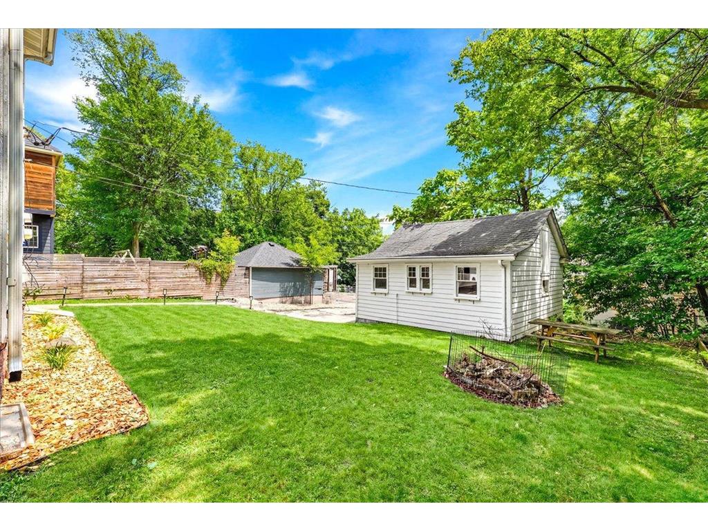 1070 Bradley Street Saint Paul MN 55130 7100708 image37