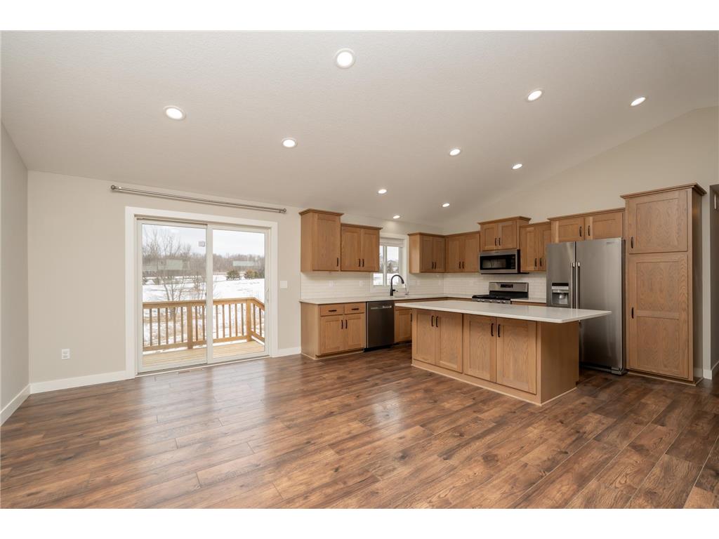 1070 Cubasue Avenue Shakopee MN 55379 7019570 image3