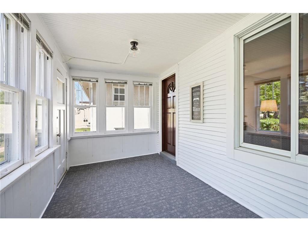 1070 Dale Street N Saint Paul MN 55117 7073050 image13