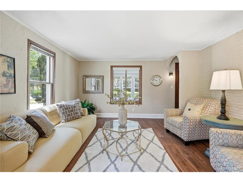 1070 Dale Street N Saint Paul MN 55117 7073050 image17