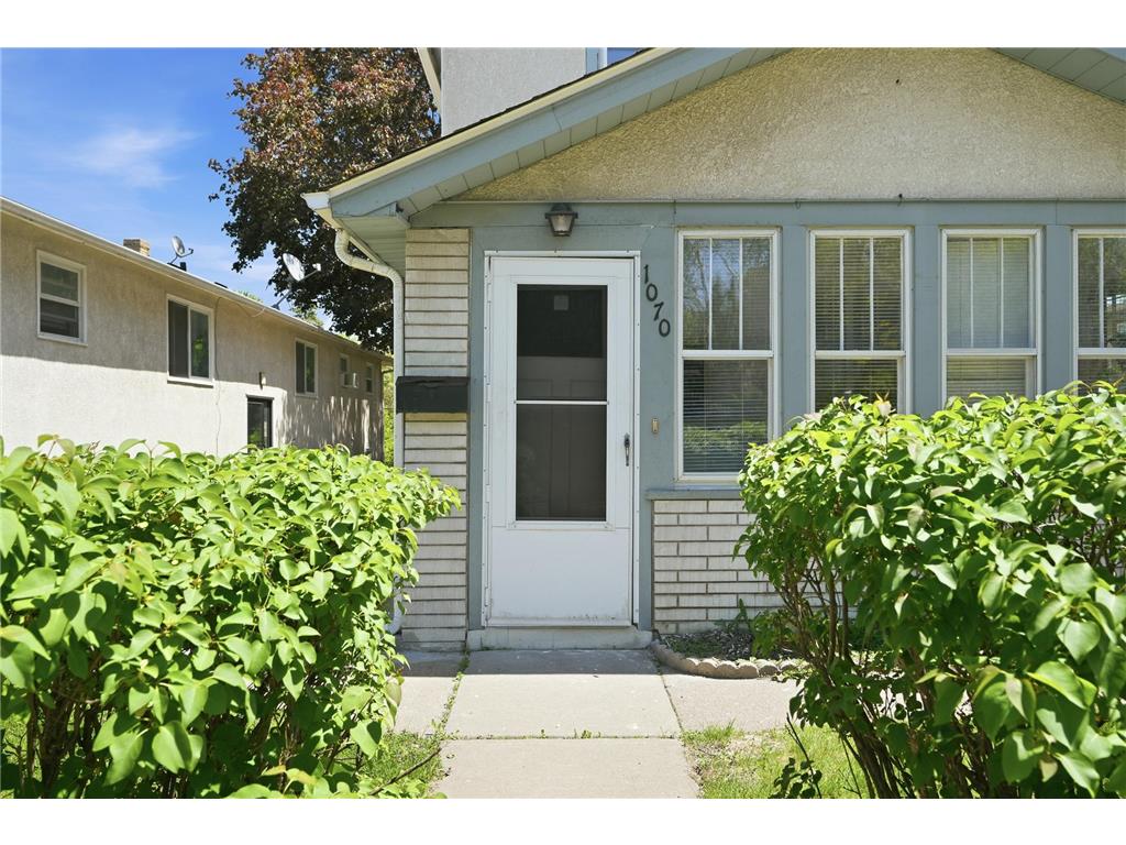 1070 Dale Street N Saint Paul MN 55117 7073050 image5