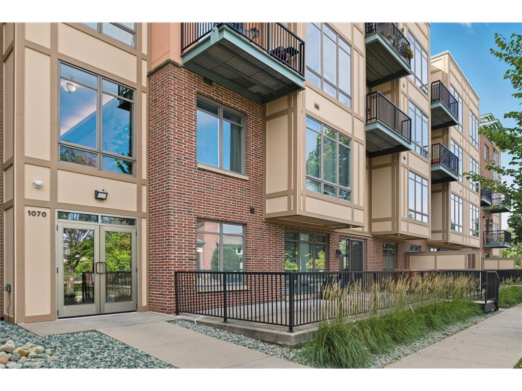 1070 Grandview Court NE #101 Columbia Heights MN 55421 6792692 image1