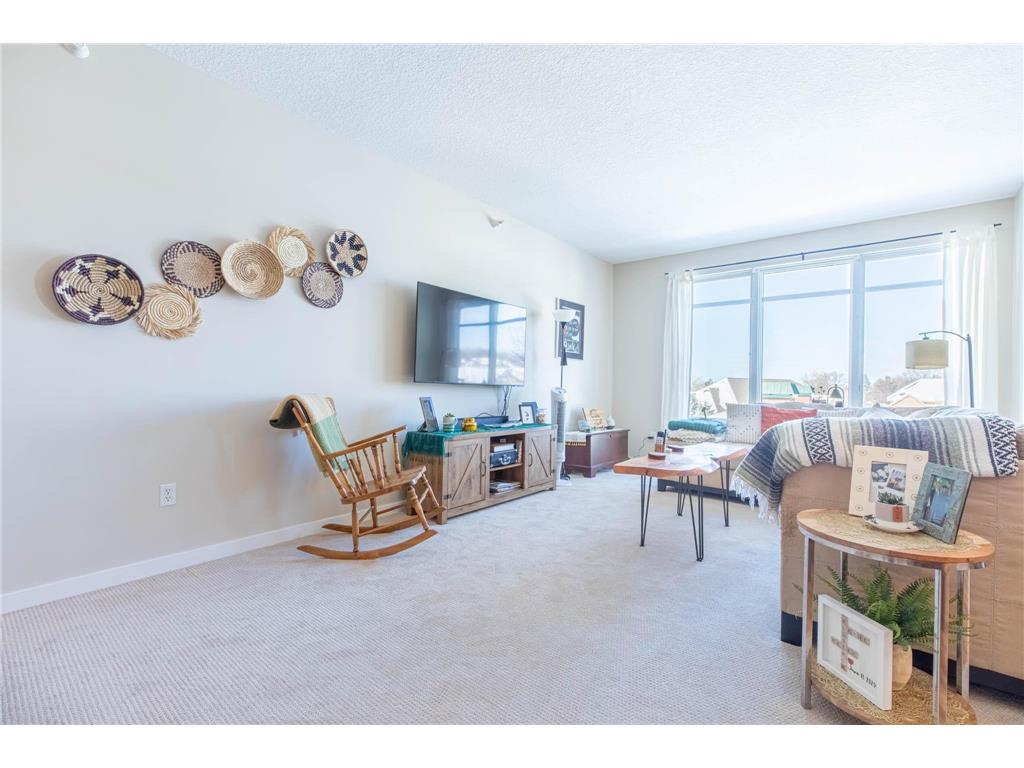 1070 Grandview Court NE #304 Columbia Heights MN 55421 7029423 image4