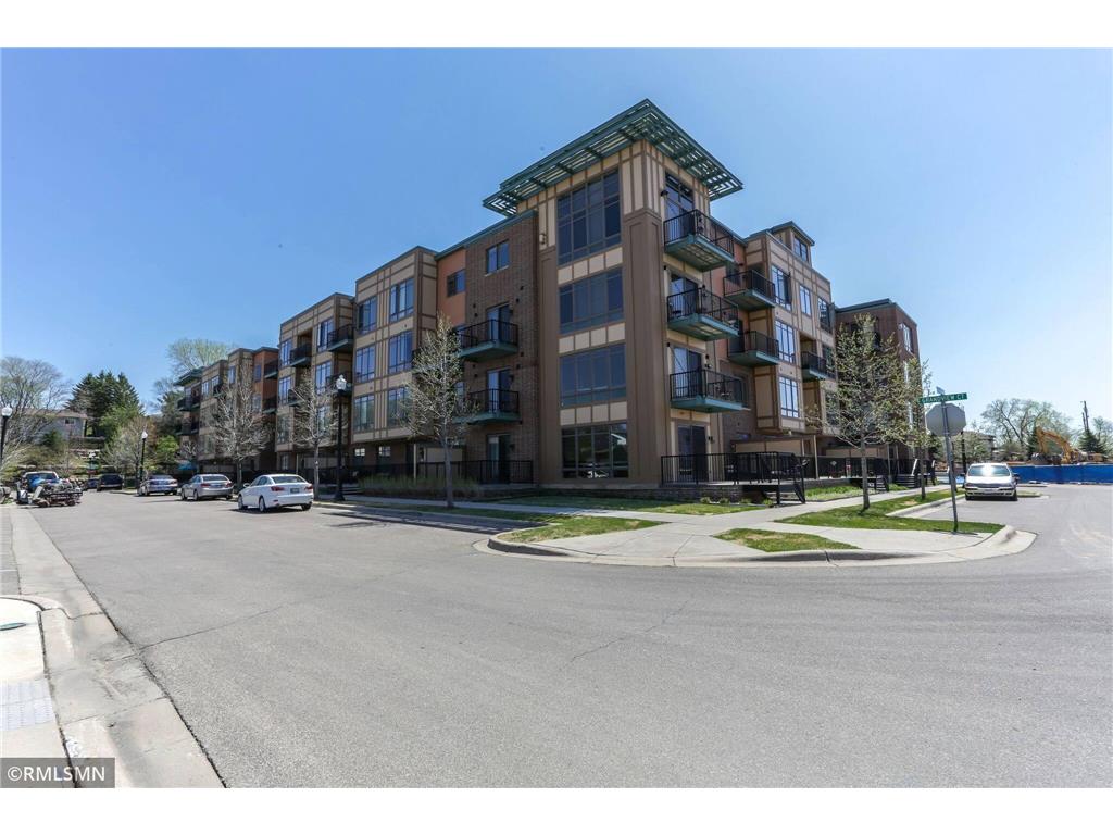 1070 Grandview Court NE #405 Columbia Heights MN 55421 6241422 image1