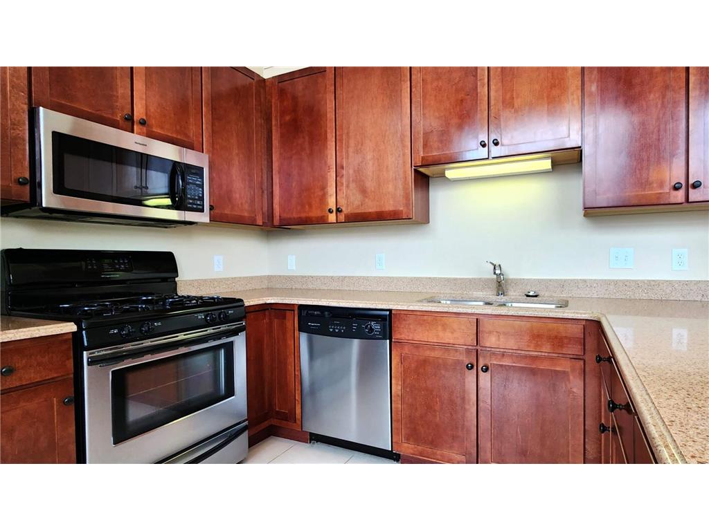 1070 Grandview Court NE #415 Columbia Heights MN 55421 7110125 image6