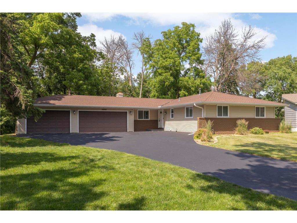 10700 27th Avenue S Burnsville MN 55337 6741124 image1