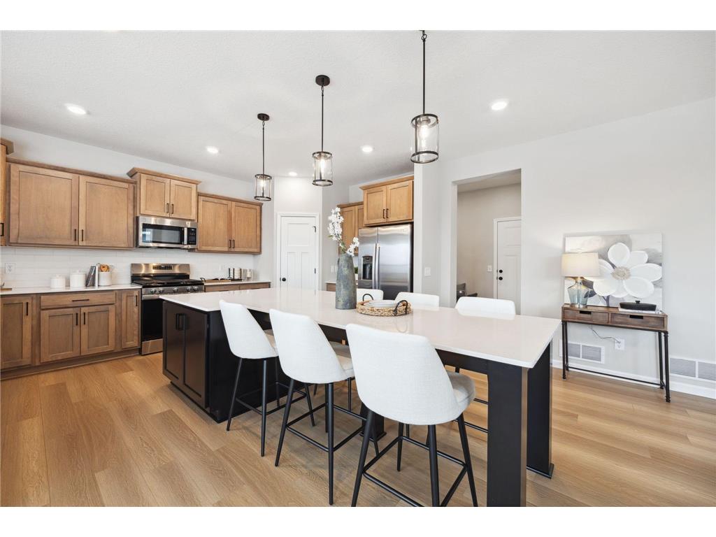 10700 Harbor Lane N Maple Grove MN 55369 7017773 image1