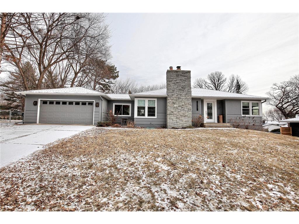 10701 Nesbitt Avenue S Bloomington MN 55437 6656841 image1