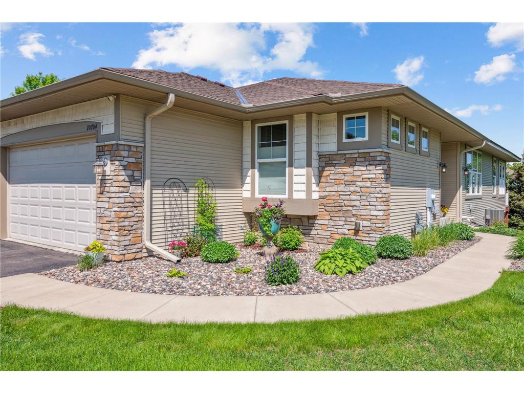 10704 Knollwood Lane Woodbury MN 55129 6704848 image1