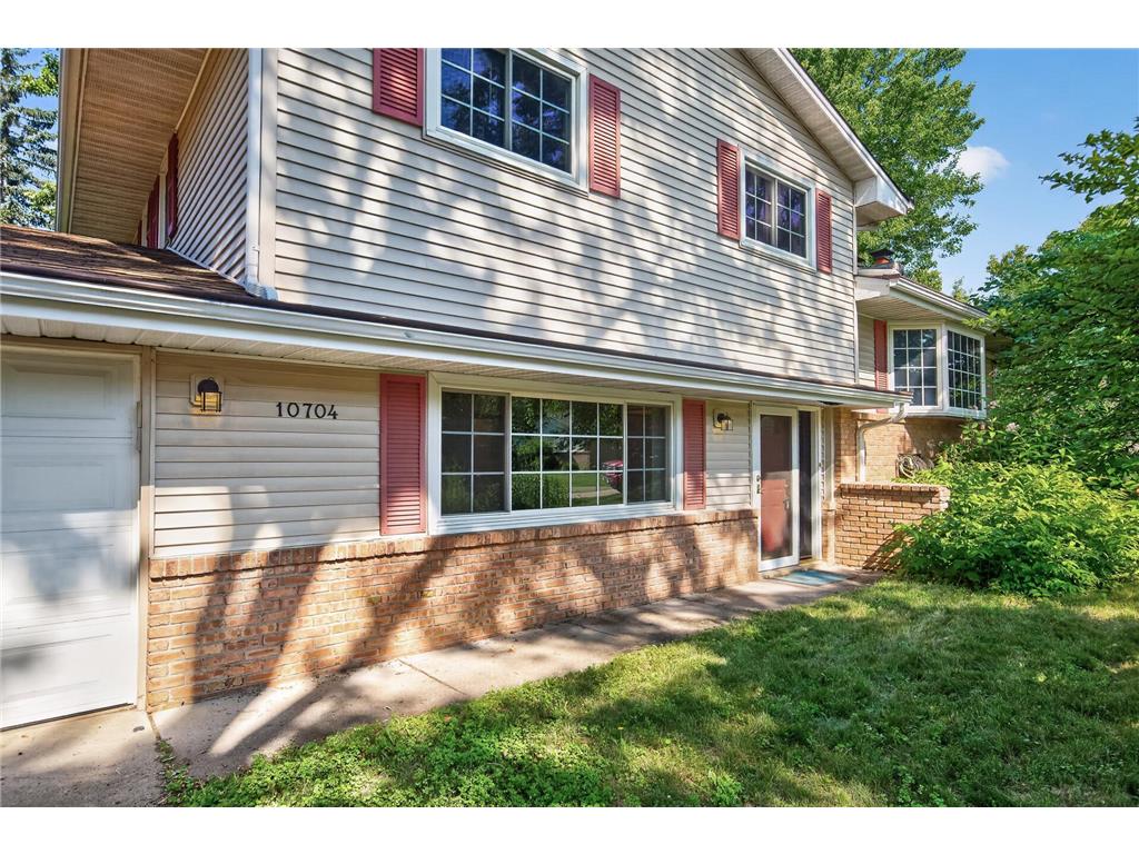 10704 Prescott Court Burnsville MN 55337 7112371 image1
