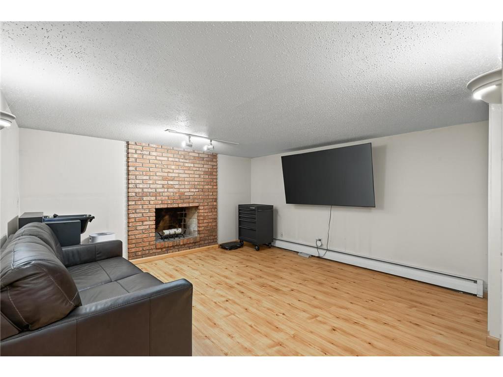 10704 Prescott Court Burnsville MN 55337 7112371 image34