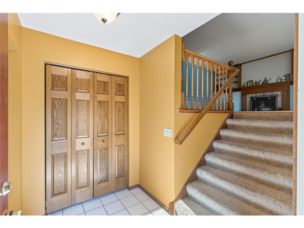 10704 Prescott Court Burnsville MN 55337 7112371 image4