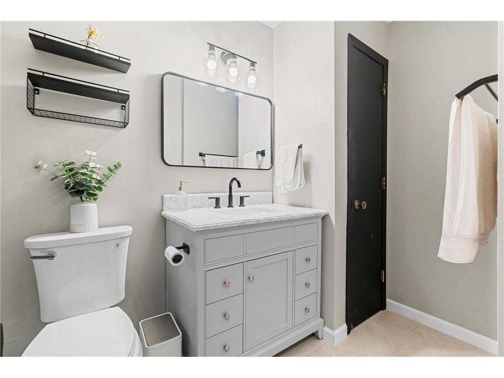 10706 Zinran Circle S Bloomington MN 55438 7063388 image22