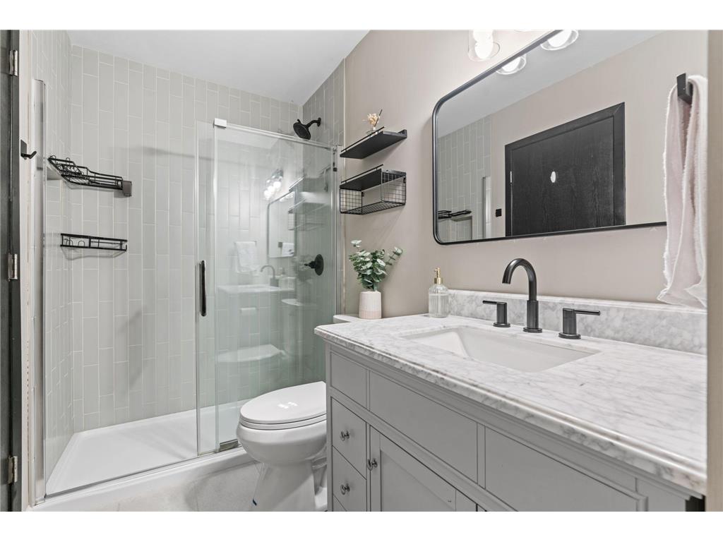10706 Zinran Circle S Bloomington MN 55438 7063388 image23