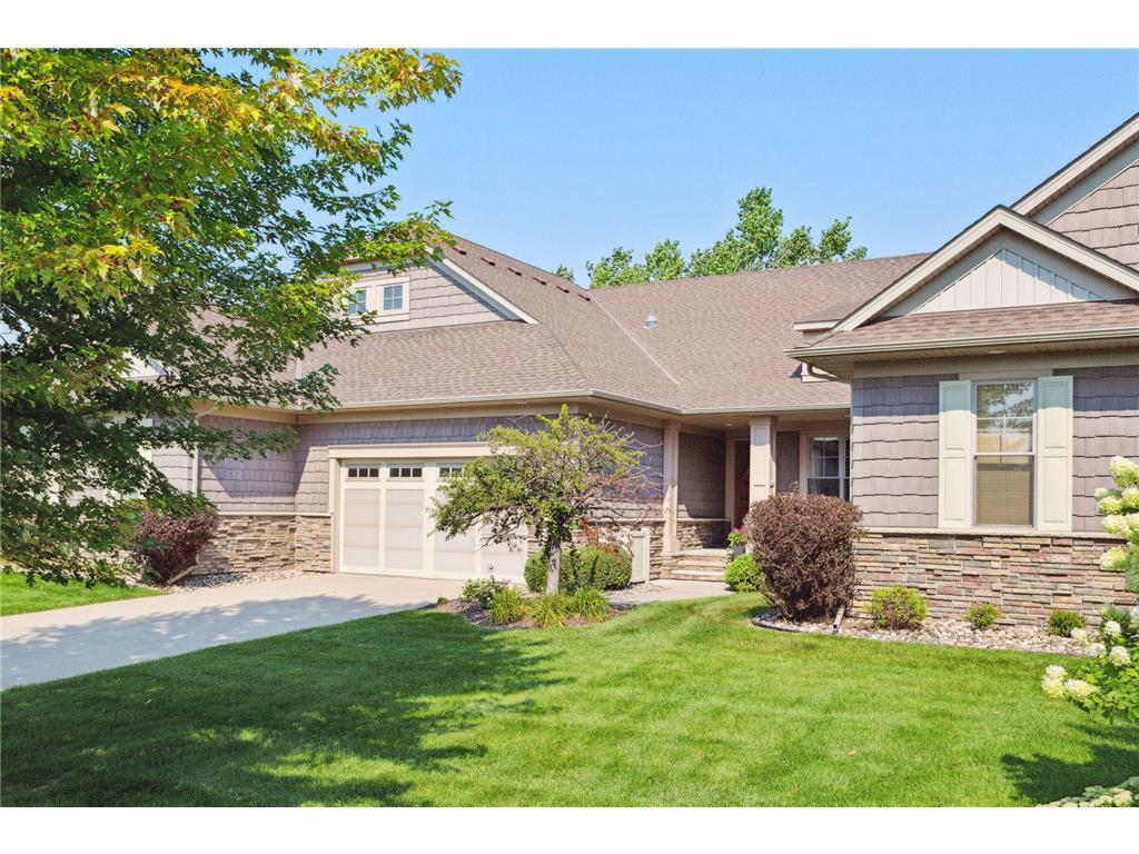 10707 Lyndale Bluffs Trail, Bloomington, MN 55420 MLS 6319700