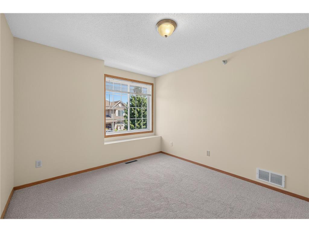 10707 Unity Lane N Brooklyn Park MN 55443 7104009 image20