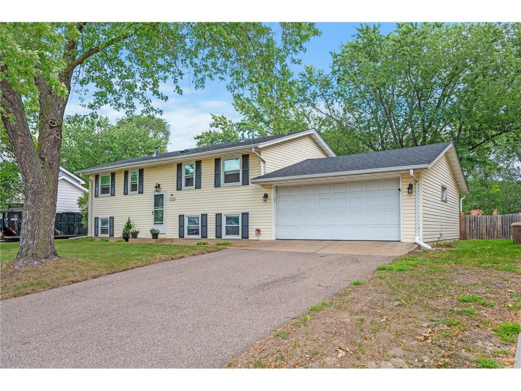 10709 Xavis Street NW Coon Rapids MN 55433 6423472 image1