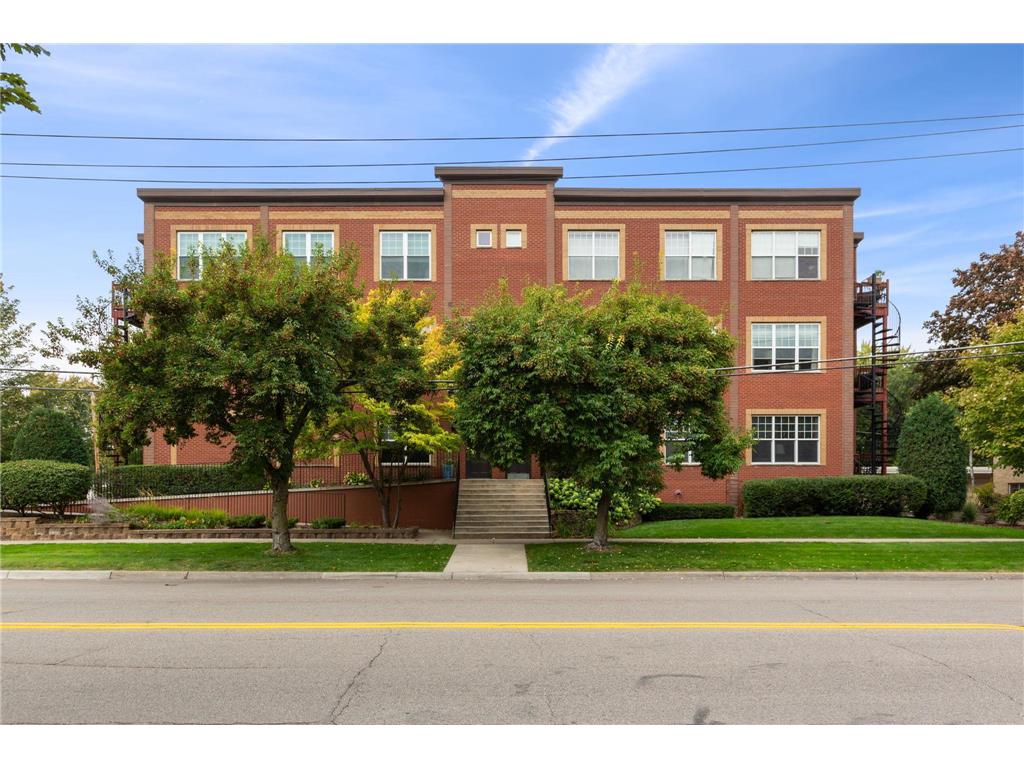 1071 Cleveland Avenue S #301 Saint Paul MN 55116 6519459 image1