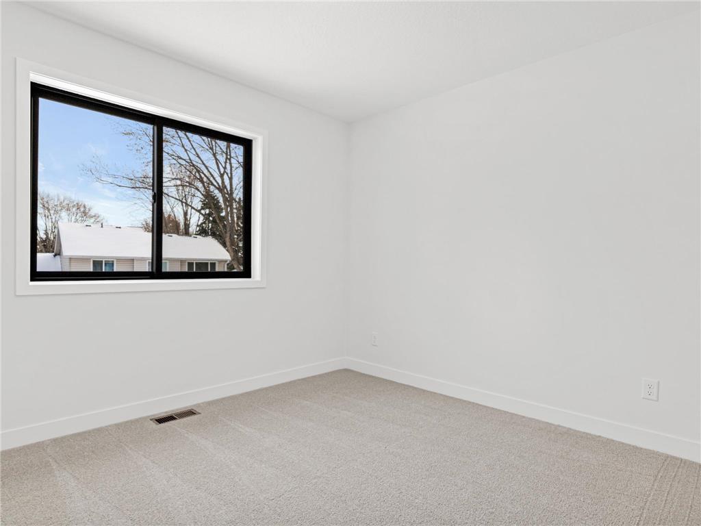 10717 Lincoln Street NE Blaine MN 55434 7050292 image17