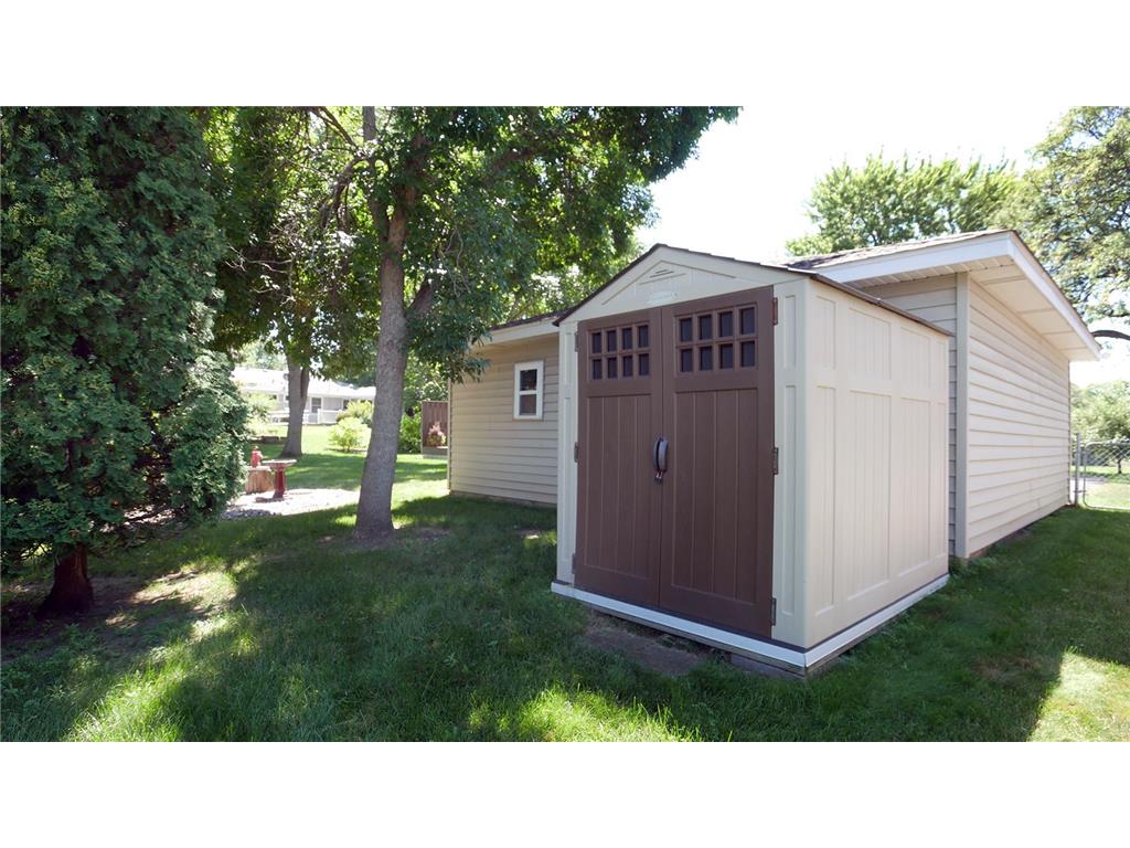 10717 Nord Avenue S Bloomington MN 55437 7107533 image23