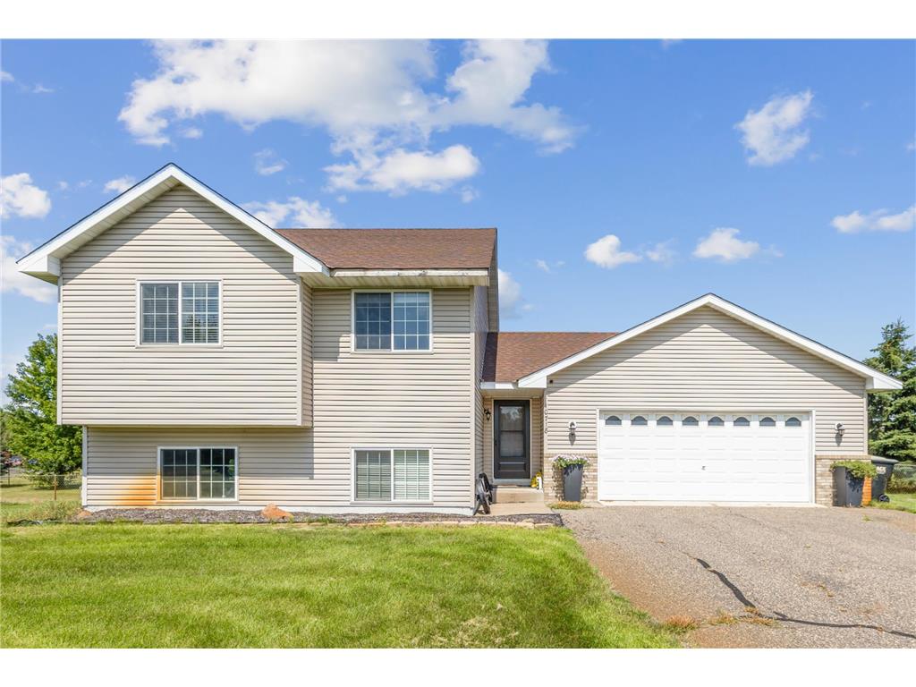 10718 302nd Avenue NW Princeton MN 55371 6586297 image1