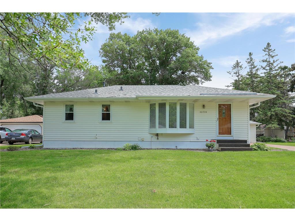 10719 Monroe Drive NE Blaine MN 55434 6574888 image1
