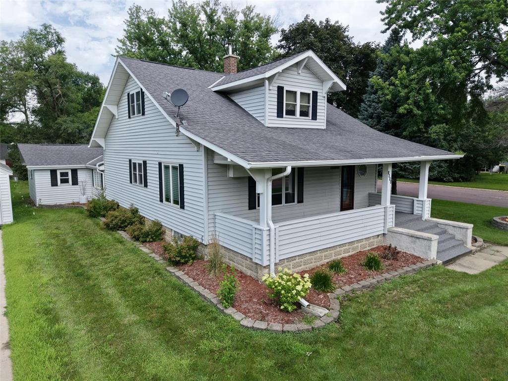 1072 1st Avenue Westbrook MN 56183 6763408 image1