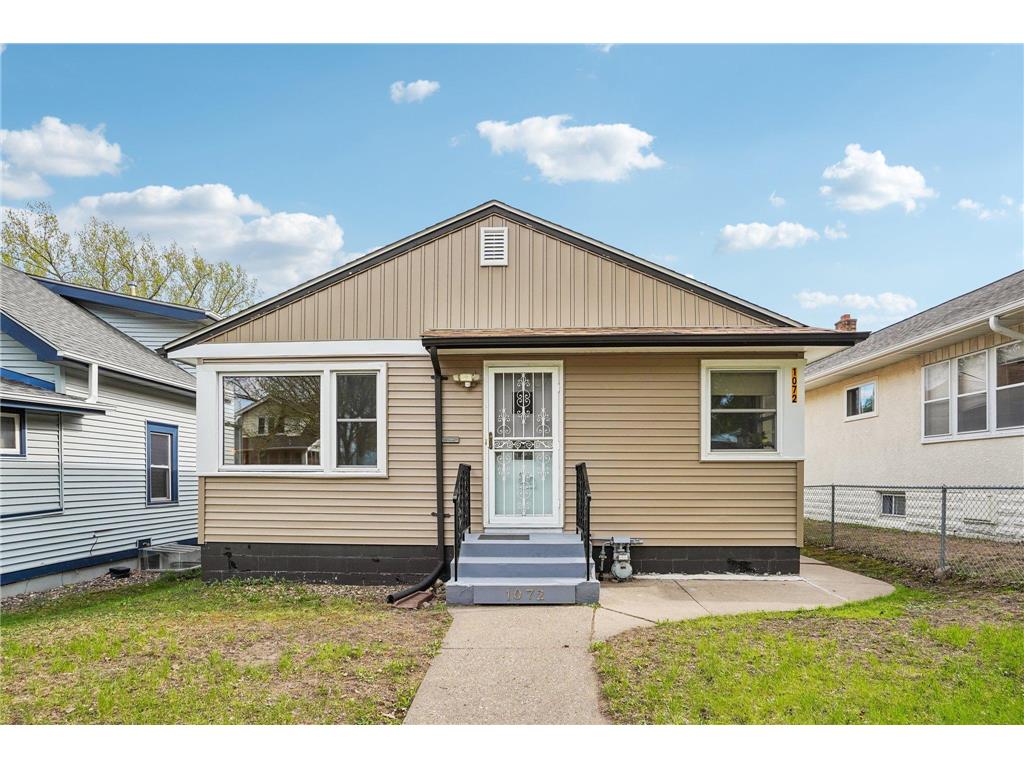 1072 Thomas Avenue Saint Paul MN 55104 7065405 image1