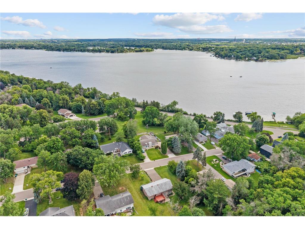 10724 32nd Avenue N Plymouth MN 55441 - Medicine Lake 7059139 image3