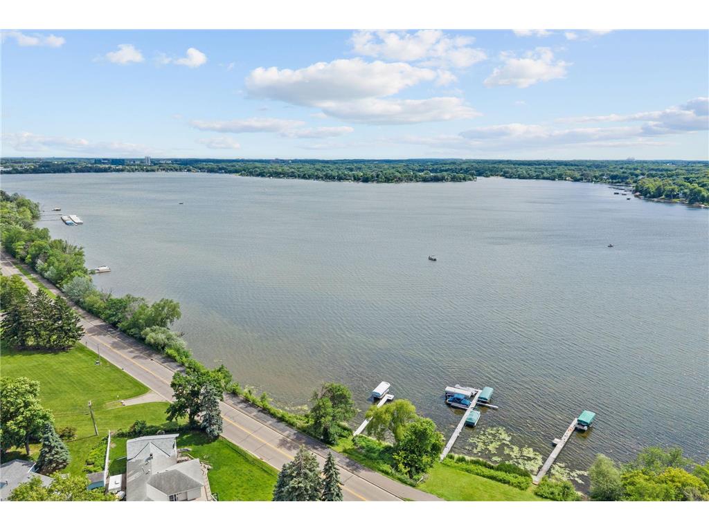 10724 32nd Avenue N Plymouth MN 55441 - Medicine Lake 7059139 image6