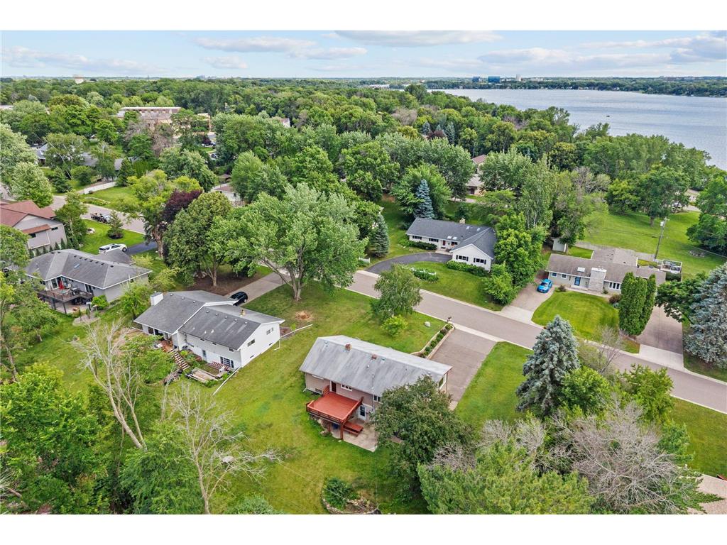 10724 32nd Avenue N Plymouth MN 55441 - Medicine Lake 7059139 image9