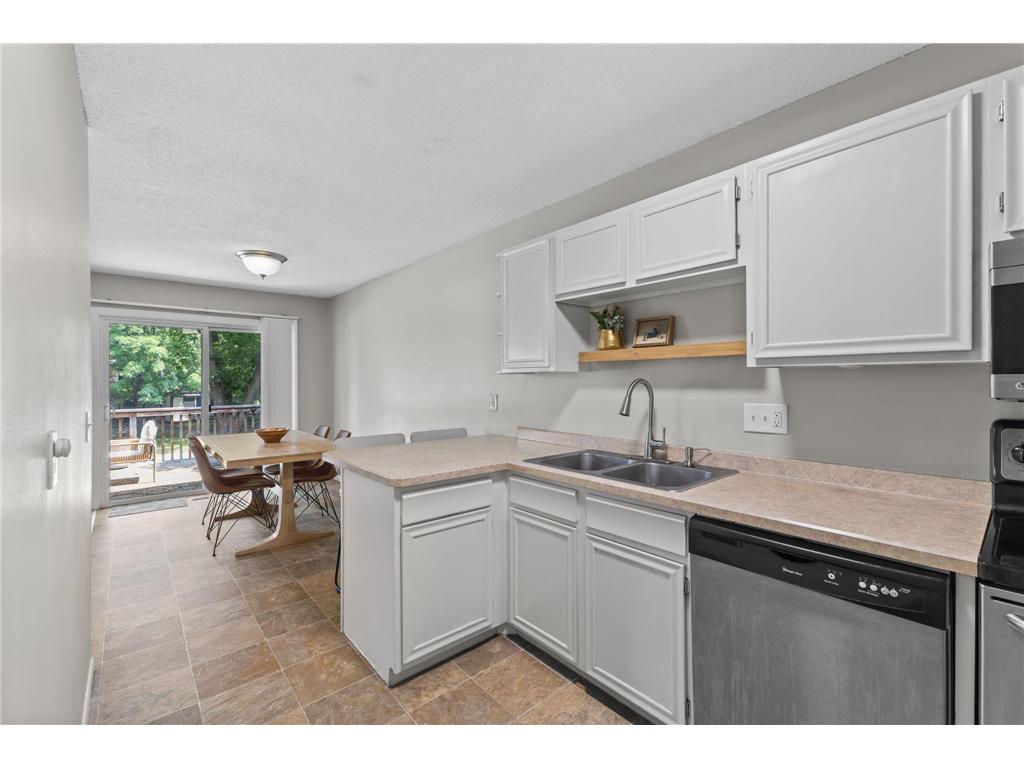 10724 Cavell Road Bloomington MN 55438 7109484 image11