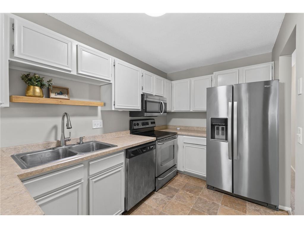 10724 Cavell Road Bloomington MN 55438 7109484 image13