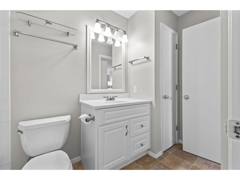 10724 Cavell Road Bloomington MN 55438 7109484 image15